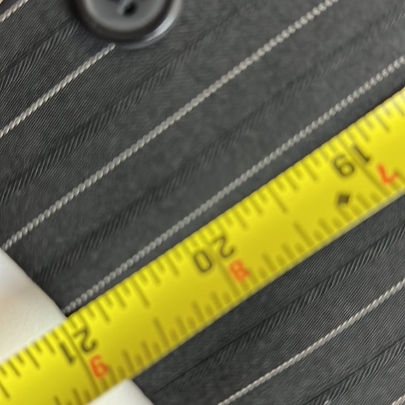 Vroom & Dressman Youth Black Pinstripe Blazer - Picture 9 of 10